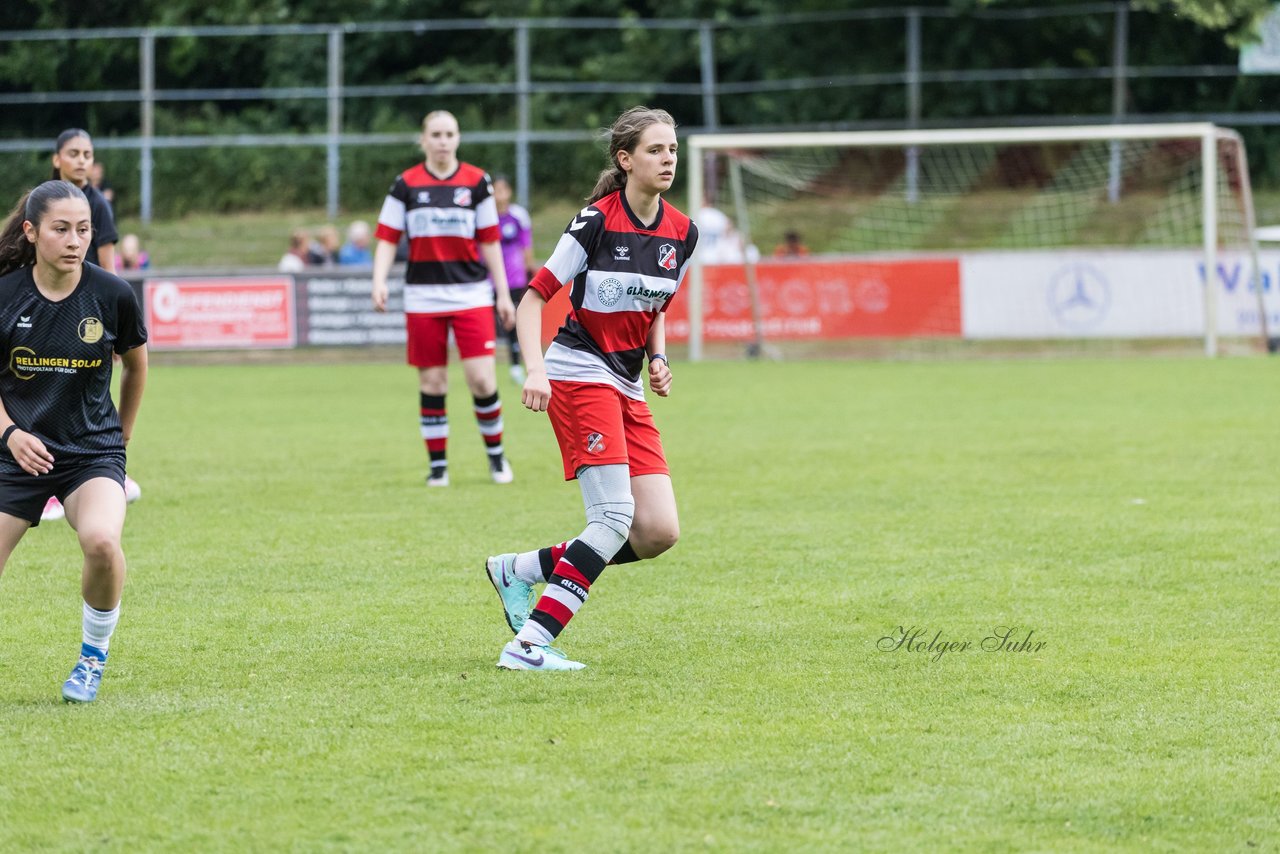 Bild 111 - Loewinnen Cup